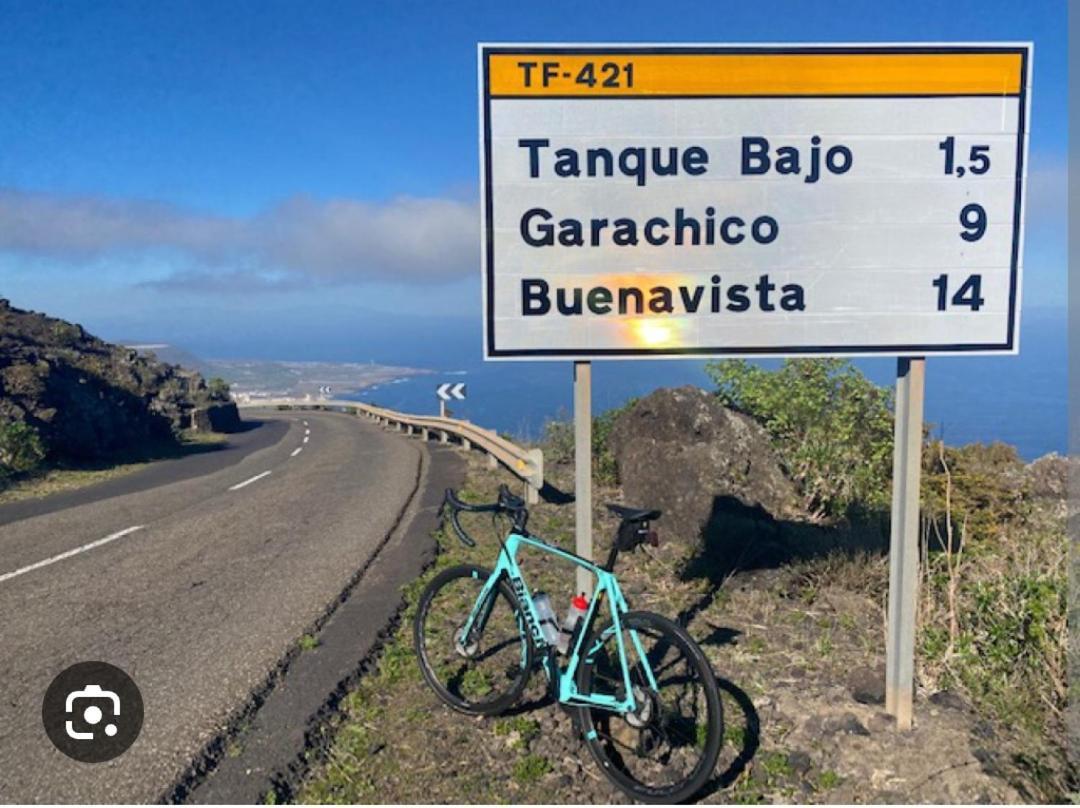 La Fortaleza Erjos-El Tanque Buitenkant foto